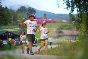 BIB: 
                            <button type="button" onclick="openModal(19205310)" class="btn btn-primary btn-sm float-right btn-popup" data-toggle="modal" data-target=".modal-high-quality">
                        <i class="fas fa-shopping-cart"></i> Add to Cart
                    </button>
                                            <button type="button" onclick="isThisMe(19205310, true)" class="btn btn-success btn-sm float-right btn-popup btn-isme hidden" data-toggle="tooltip" data-placement="bottom" title="นี่คือรูปของคุณใช่ไหม คลิกที่นี่เพื่อเอาเข้าอัลบั้ม">
                        <i class="fas fa-plus"></i> Add to album
                    </button>
                    <button type="button" onclick="isThisMe(19205310, false)" class="btn btn-warning btn-sm float-right btn-popup btn-isnotme hidden">
                        <i class="fas fa-ban"></i> Remove from album
                    </button>